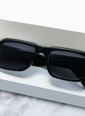 英国moleubak欧美小框个性多边形米钉太阳镜ins果冻色简约复古穿