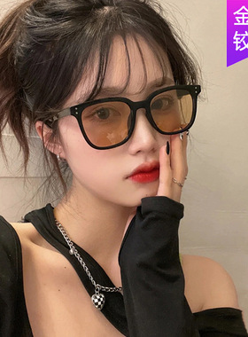 英国moleubak复古米钉方形个性黑框茶色墨镜女高级感ins太阳眼镜
