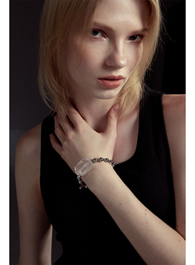 出逃赤岗西 手工原创新中式天然粉水晶手链女简约高级感钛钢手串