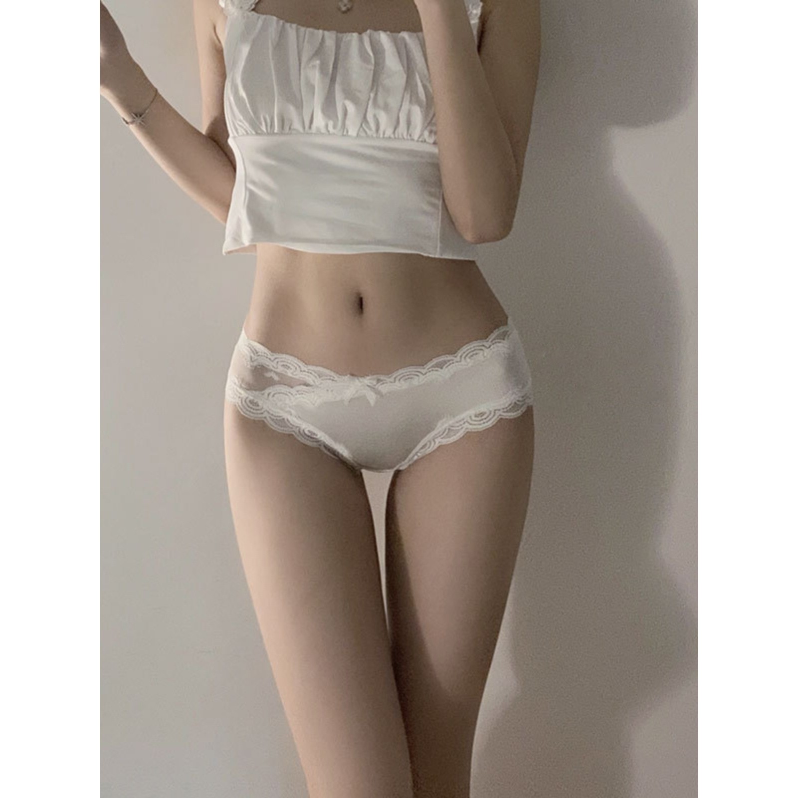 性感蕾丝花边网纱黑白色内裤低腰交叉透气甜美蝴蝶结少女三角短裤,淘宝优惠券,粉丝福利购,淘宝优惠卷