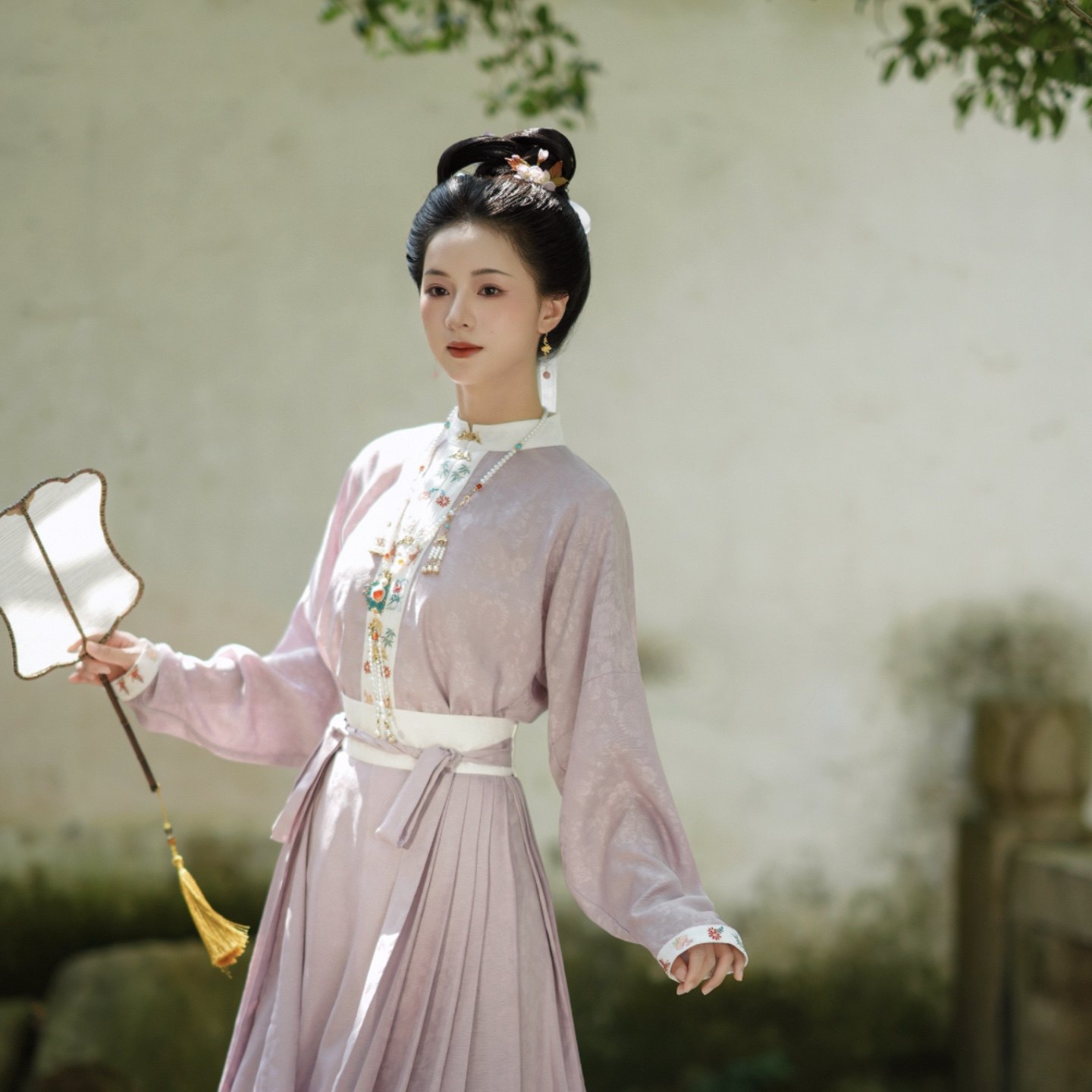 【花鸟刺绣立领对襟短袄】思华锦原创明制汉服上衣弓袋袖绣花衬衫,淘宝优惠券,粉丝福利购,淘宝优惠卷