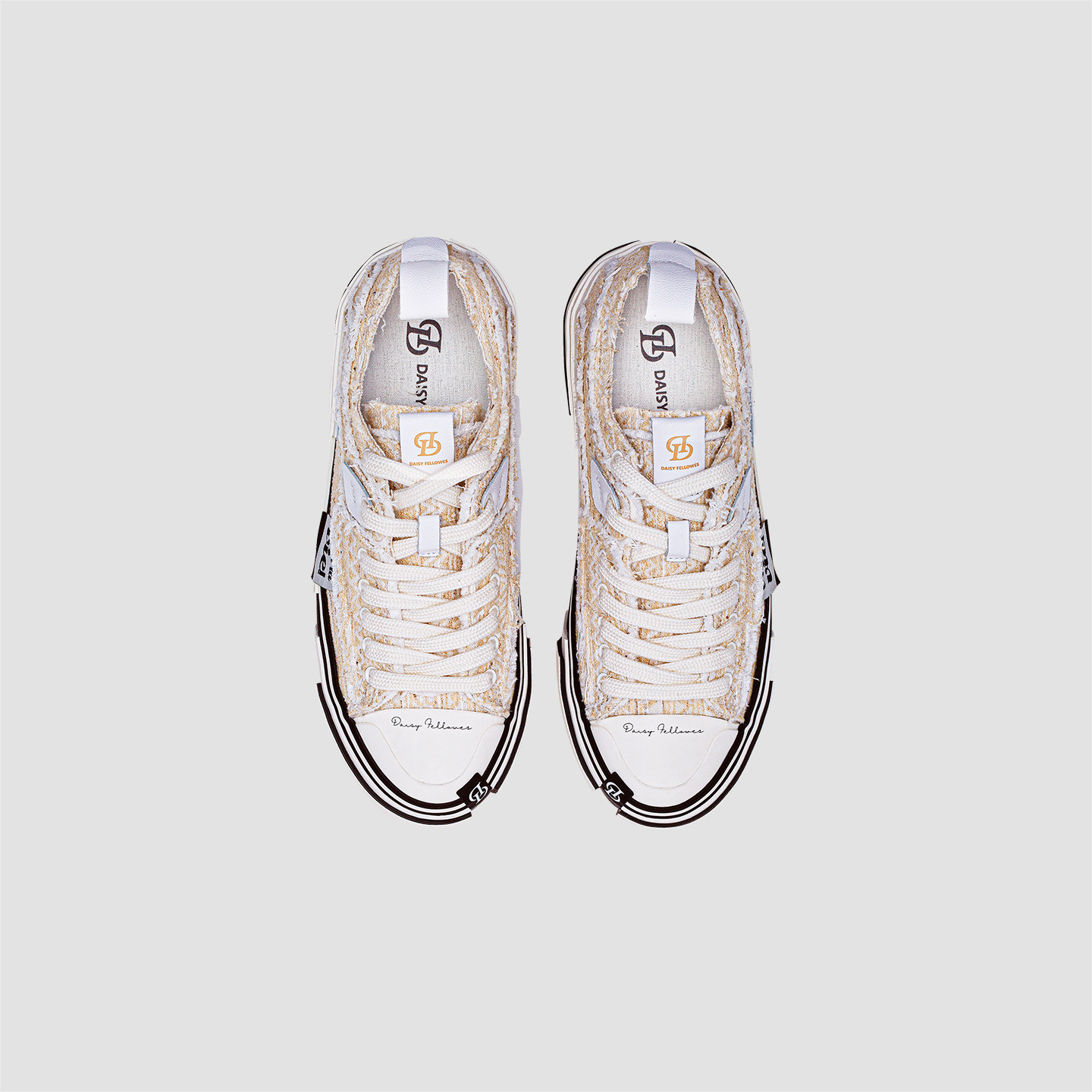 【穆祉丞同款】黛西法罗巧克力系列小香风白硫化鞋男女休闲板鞋,淘宝优惠券,粉丝福利购,淘宝优惠卷