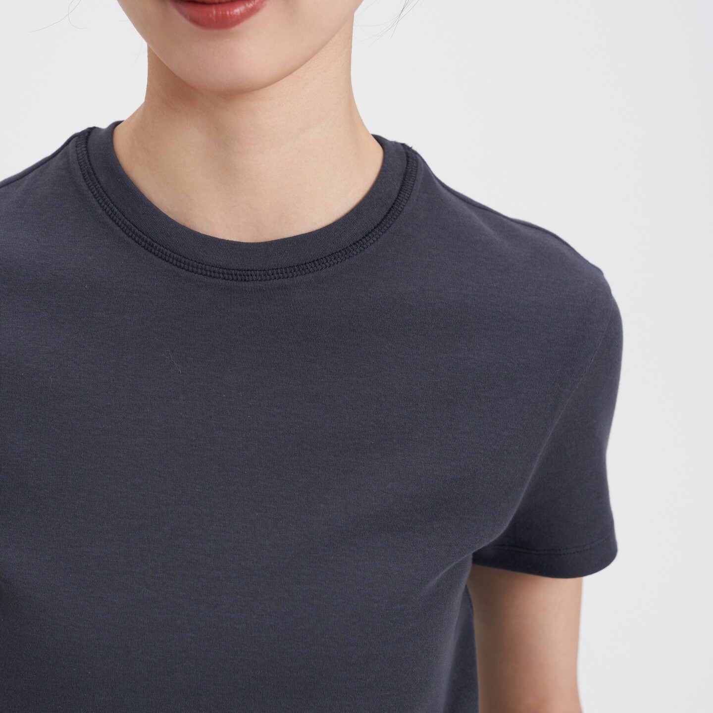 klee klee T恤 女士环保棉小圆领内搭休闲百搭短袖26春夏新款