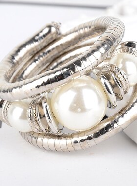 European and American ThreeCircle Pearl Bracelet Fashionable