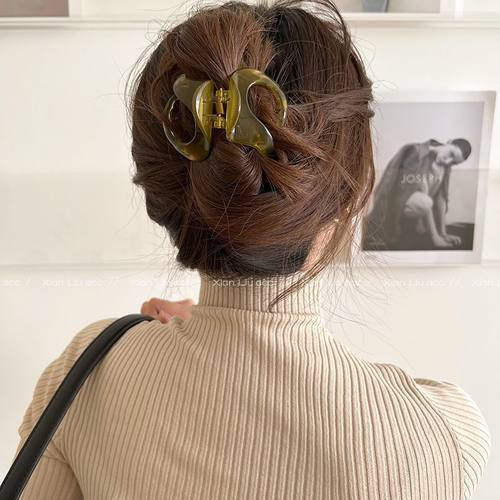 网红异形发抓夹女马尾高盘发鲨鱼夹2023新款高端夹子头饰爪子发夹 - 图2