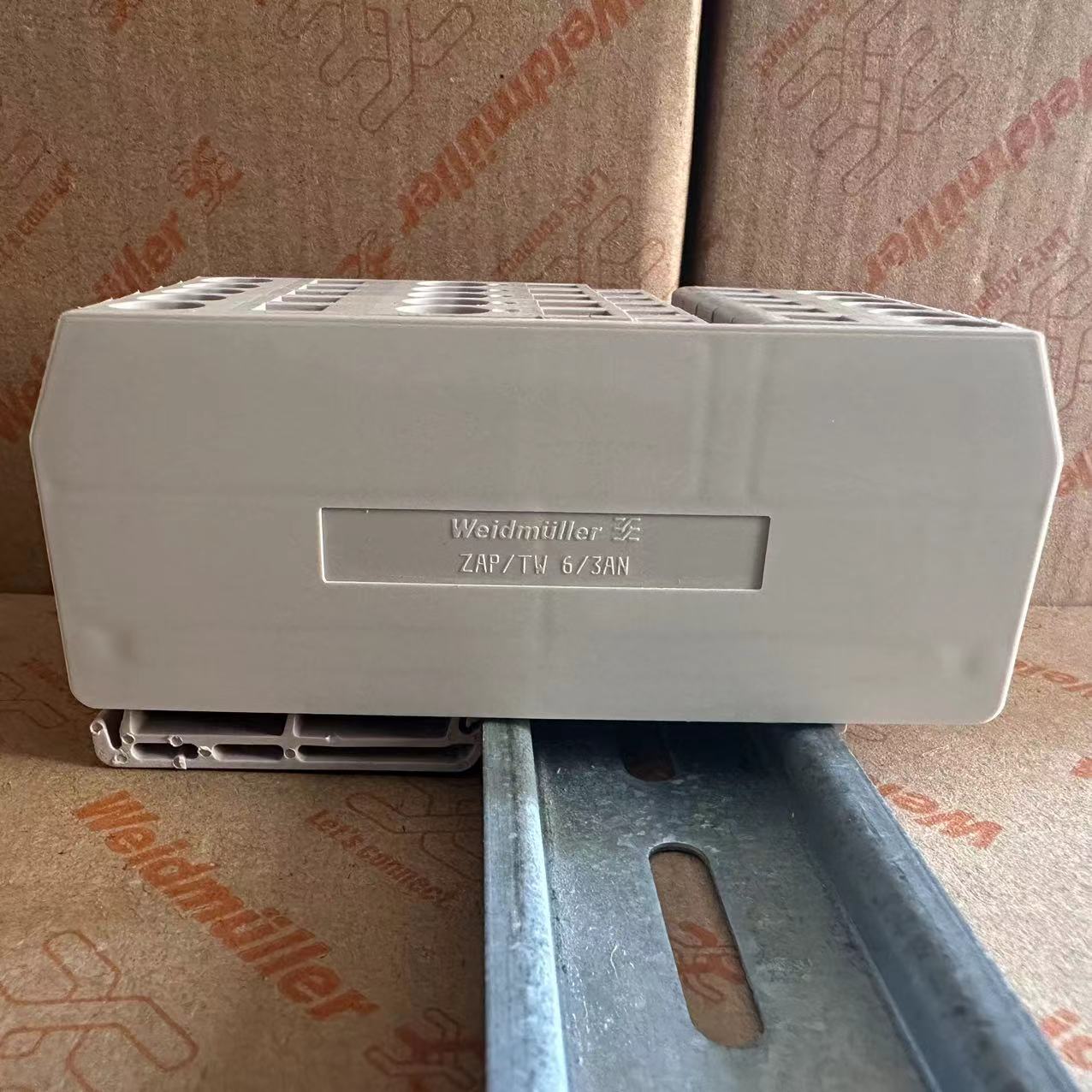 ZAP/TW 6/3AN 正品魏德米勒端子挡板 挡片 端板 订货号7907370000 - 图1