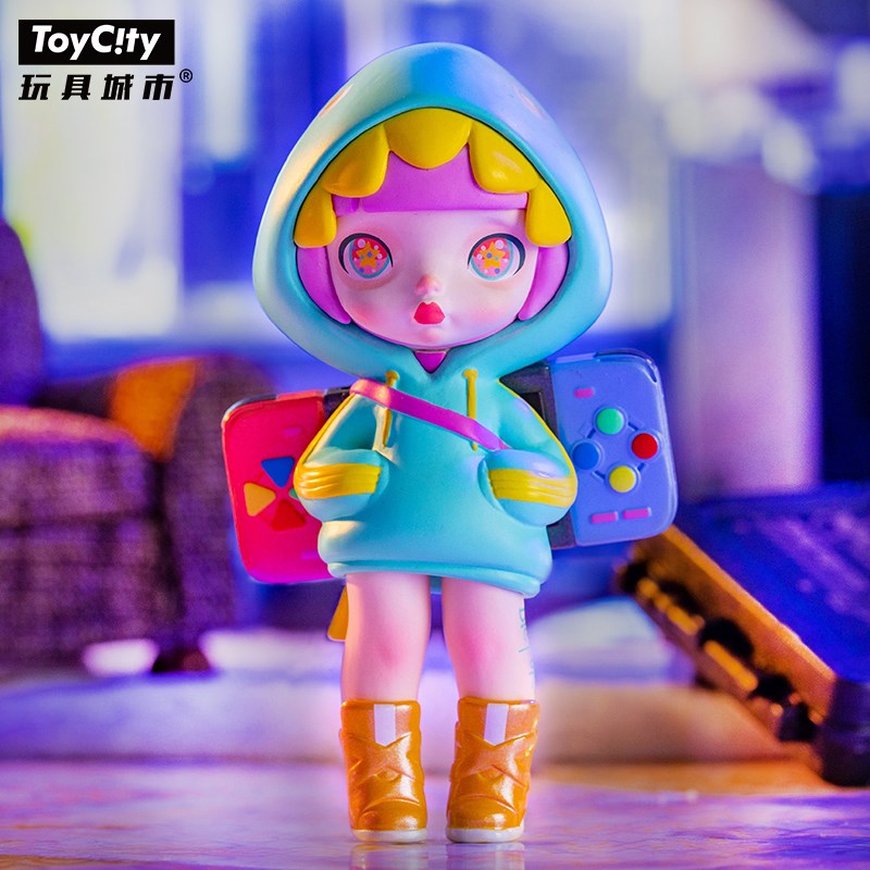 TOYCITY玩具城市Laura赛博朋克第五代盲盒女孩新款潮玩公仔手办-图0