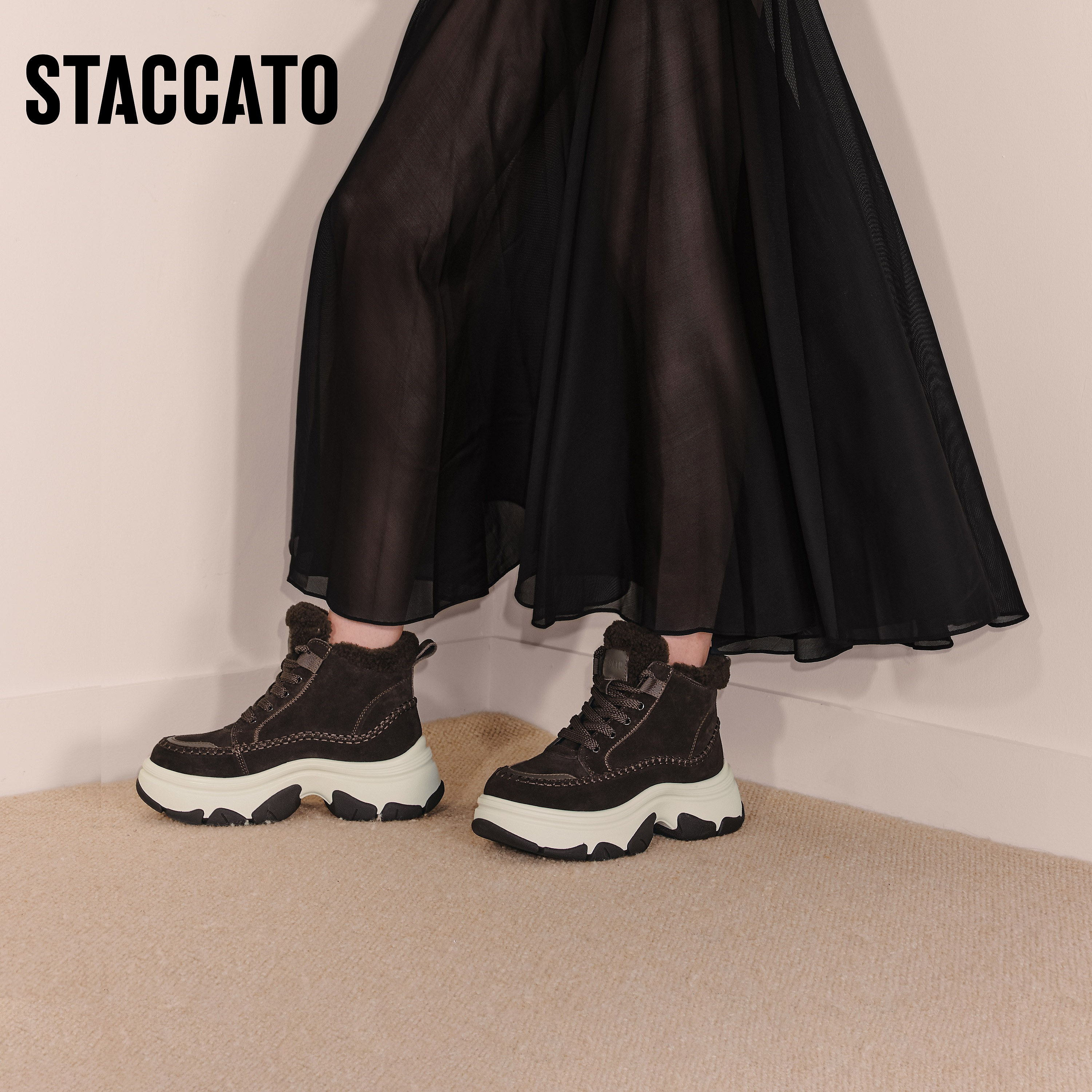 思加图2025冬季新款复古雪地靴保暖短靴厚底增高时装靴女Y9122DD5-图2