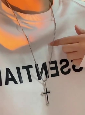 长款钛钢十字架项链男款冷淡风哥特毛衣链亚文化吊坠装饰配饰女生