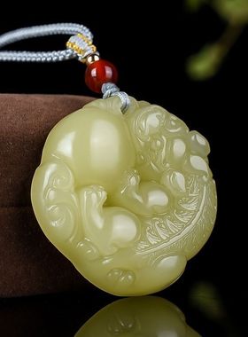 新款和田色阿富汗玉貔貅吊坠青白玉有求必应男女款玉石挂件项链