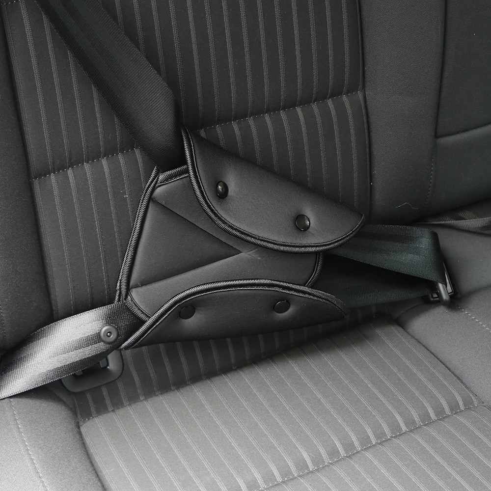 Baby Car Safe Seat Belt Cover Soft Adjustable Triangle Safet - 图2