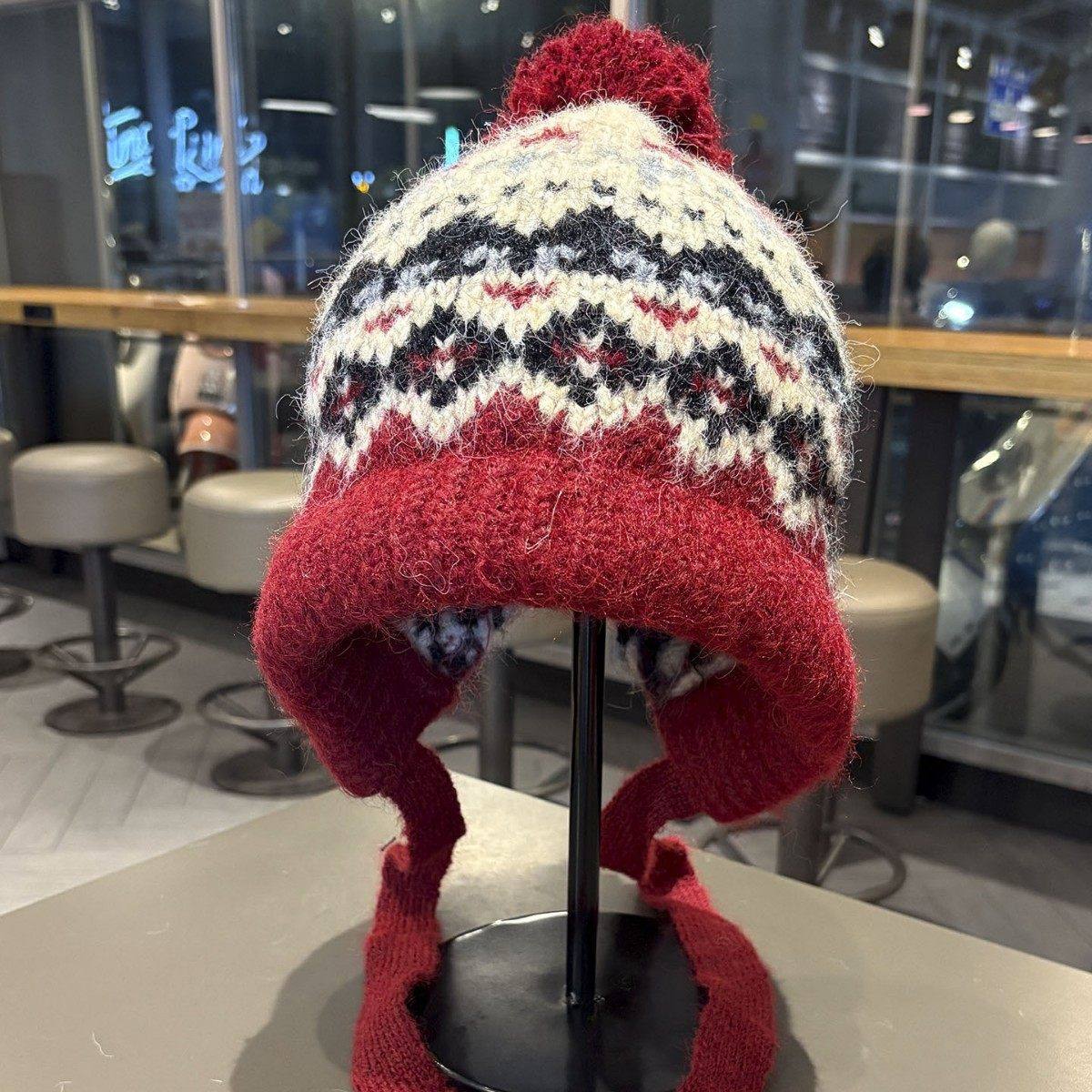 大头围帽子女士冬费尔岛风护耳帽保暖防寒毛线帽显脸小红色针织帽,淘宝优惠券,粉丝福利购,淘宝优惠卷