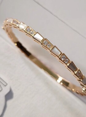 银镀18K金蛇骨纹镶嵌钻石手镯