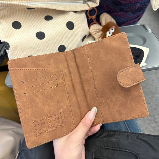 Lawyer certificate protective cover women's retro frosted magnetic passport holder overseas wallet ticket holder passport cover