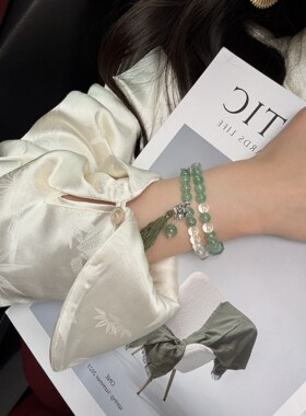 【空翠】原创新中式天然绿草莓晶白水晶降真香流苏莲花手串清冷