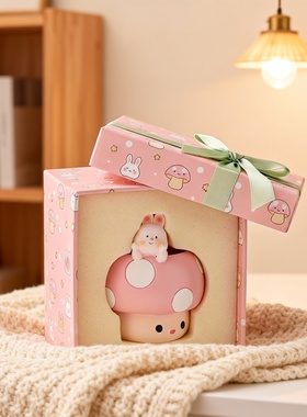 可爱兔子蘑菇桌面收纳摆件