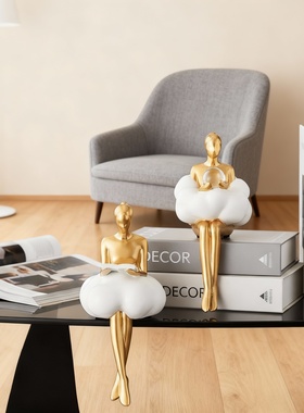 北欧金色树脂人物造型摆件