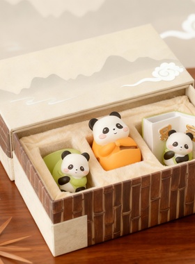 可爱熊猫卡通鞋花摆件礼盒装