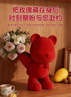 可爱红熊毛绒桌面摆件