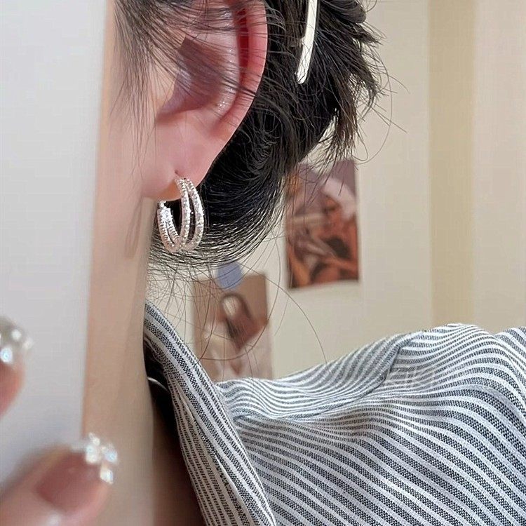 925纯银双层碎银耳环女轻奢小众设计感耳扣耳圈百搭气质耳钉耳饰,淘宝优惠券,粉丝福利购,淘宝优惠卷