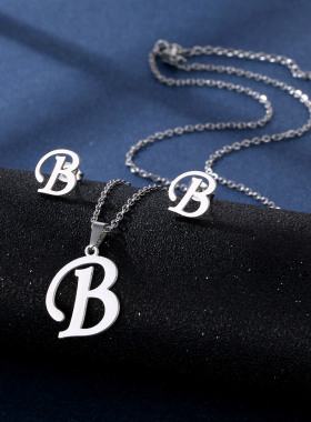 跨境货源26个英文字母项链耳钉套装时尚欧美保色光面不锈钢锁骨链