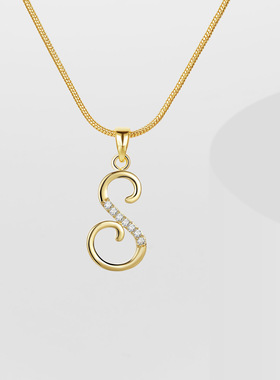 欧美跨境26个字母铜镶锆石圆蛇链项链 字母金色吊坠 创意简约字母