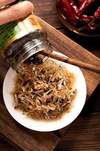 金富琳香酥丁香鱼罐头下饭拌饭开盖即食平潭特产无添加剂素食130g - 图0