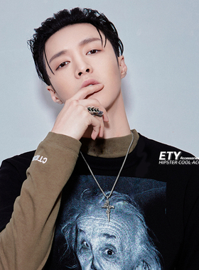 ETY高级感钛钢玫瑰十字架项链