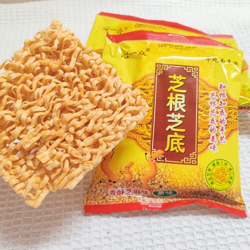 心一众芝根芝底香酥芝麻味原味46克干脆干吃面速食零食方便面麻叶 - 图1