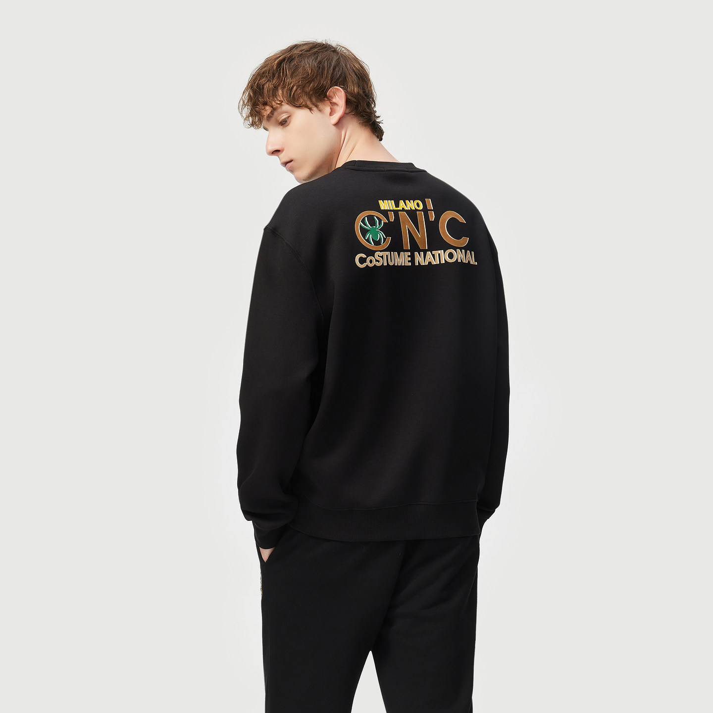 CNC男装奥莱男士春秋卫衣宽松圆领刺绣点缀潮牌经典轻奢长袖上衣,淘宝优惠券,粉丝福利购,淘宝优惠卷