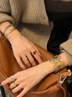 【李佳琦直播间】莓拉沙海回响法式复古开口戒指/耳环/手镯推荐