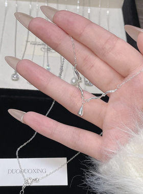 S925纯银珍珠项链女小众设计轻奢高级感不掉色简约锁骨链配饰批发