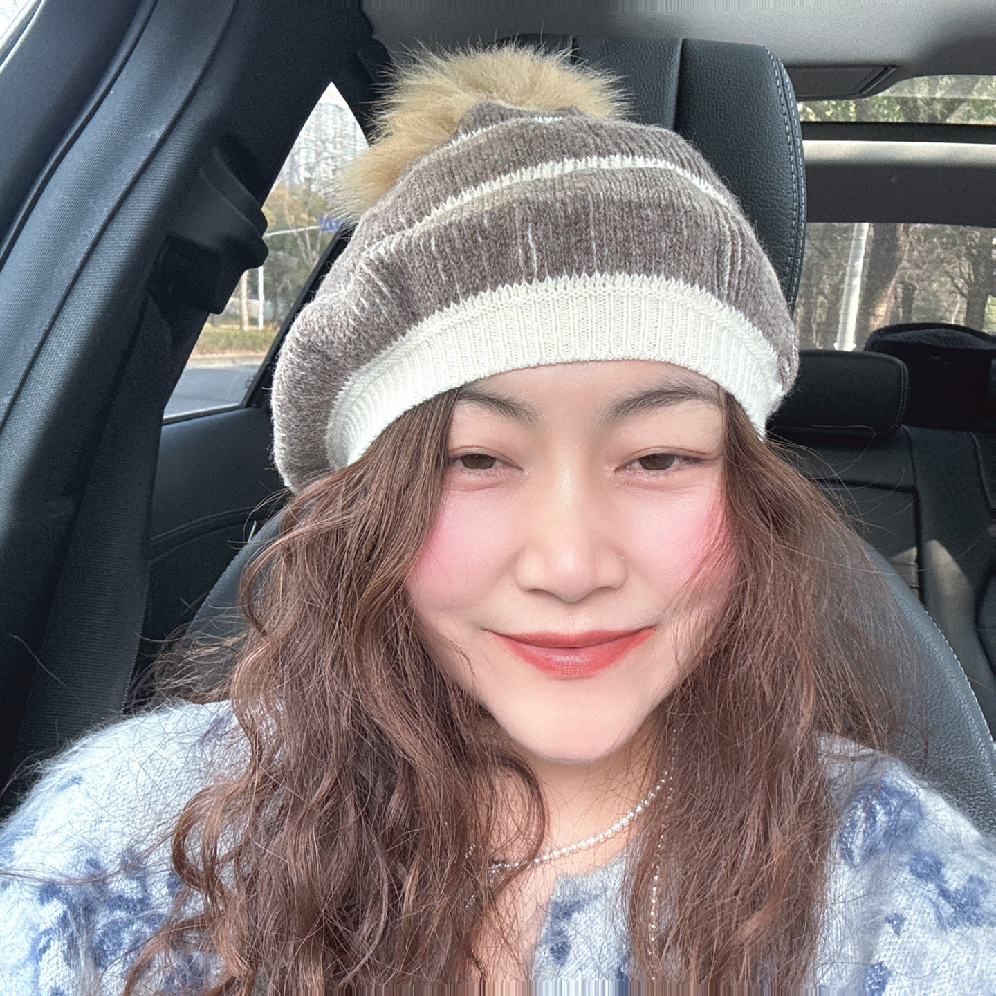 1.10现货条纹拼色毛线帽女韩国东大门代购时尚休闲毛球针织帽百搭,淘宝优惠券,粉丝福利购,淘宝优惠卷