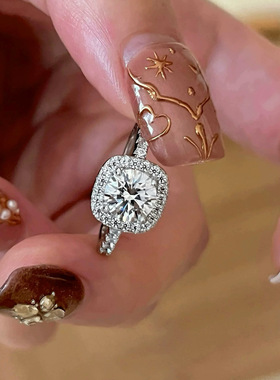 S925纯银一克拉四爪方糖莫桑石戒