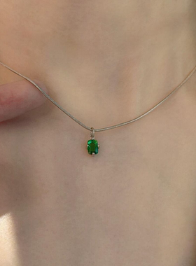 绿色小方糖蛇骨项链女款2025新款