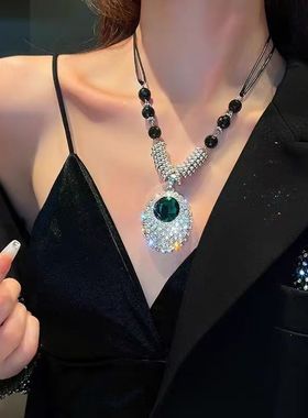 轻奢百搭绿色水滴长款闪钻毛衣链