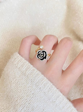 伊灿开口黑色山茶花戒指女