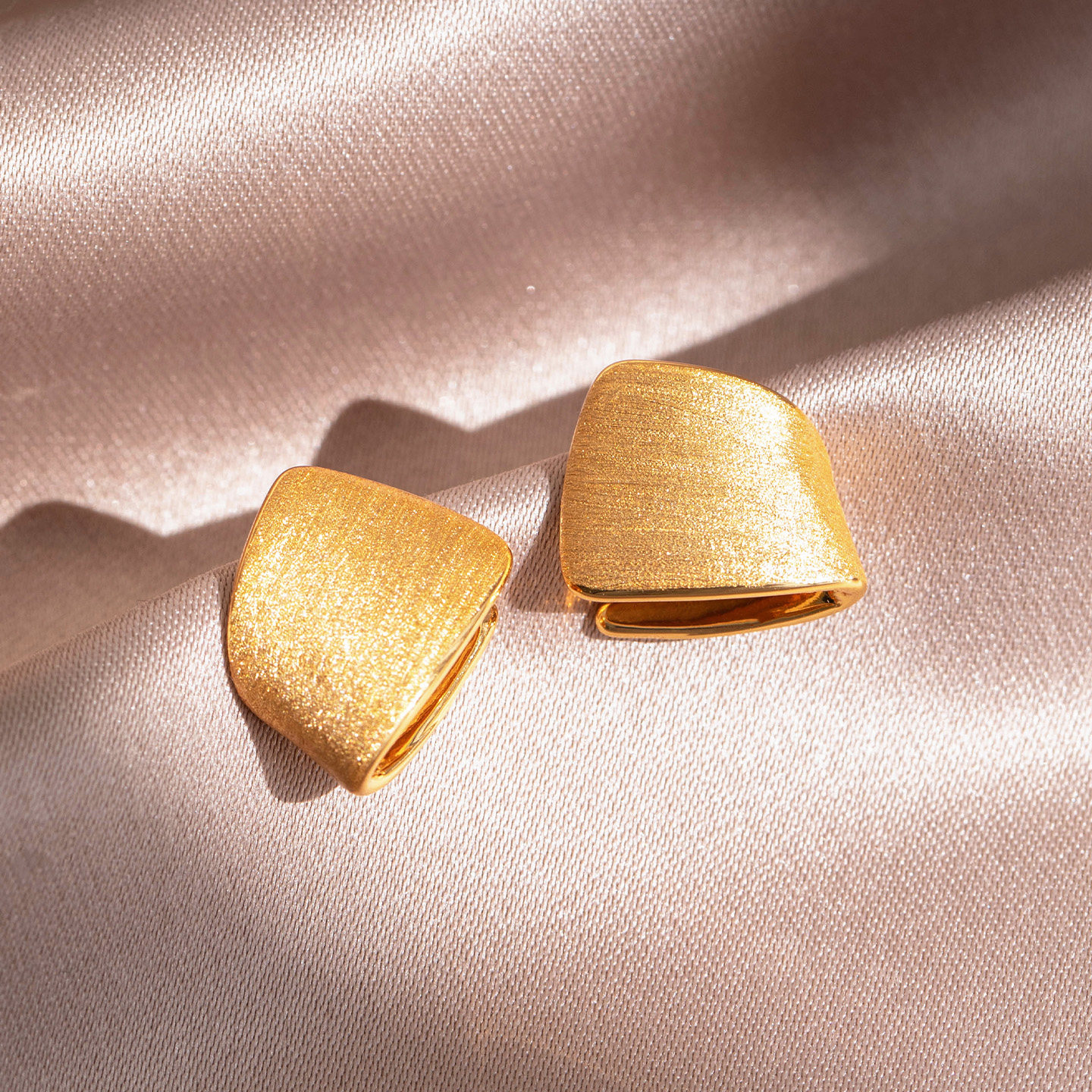 法式几何方形拉丝耳钉女2025年新款爆款纯银针耳环气质高级感耳饰,淘宝优惠券,粉丝福利购,淘宝优惠卷