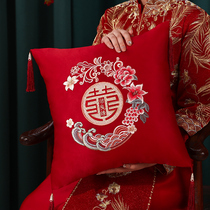 Press-bed dolls a couple of wedding happy words Pillow Pendulum Pieces Wedding bedside decorations leaning on pillows Wedding Chinese cushions paparazzi