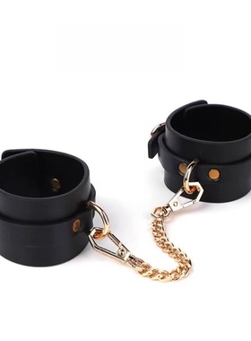 情趣手拷脚镣一体加重道具