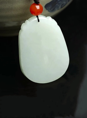 天然和田玉十二生肖吊坠女玉佩