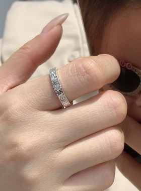 S925纯银碎冰冰开口戒指男女轻奢高级感闪闪鱼鳞新爆款食指环百搭