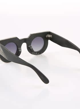 日本风手工铆钉饰圆形凹凸不平宽边框粗糙哑光黑色牛角太阳镜墨镜