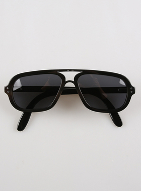 黑色水牛角大框墨镜男士飞行员式双鼻梁质感舒适铆钉饰太阳眼镜