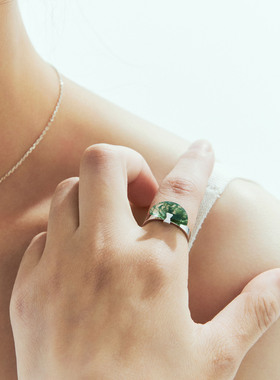 DOVETAIL卯时珠宝折扇经典燕尾榫925银银色饰面水草玛瑙戒指