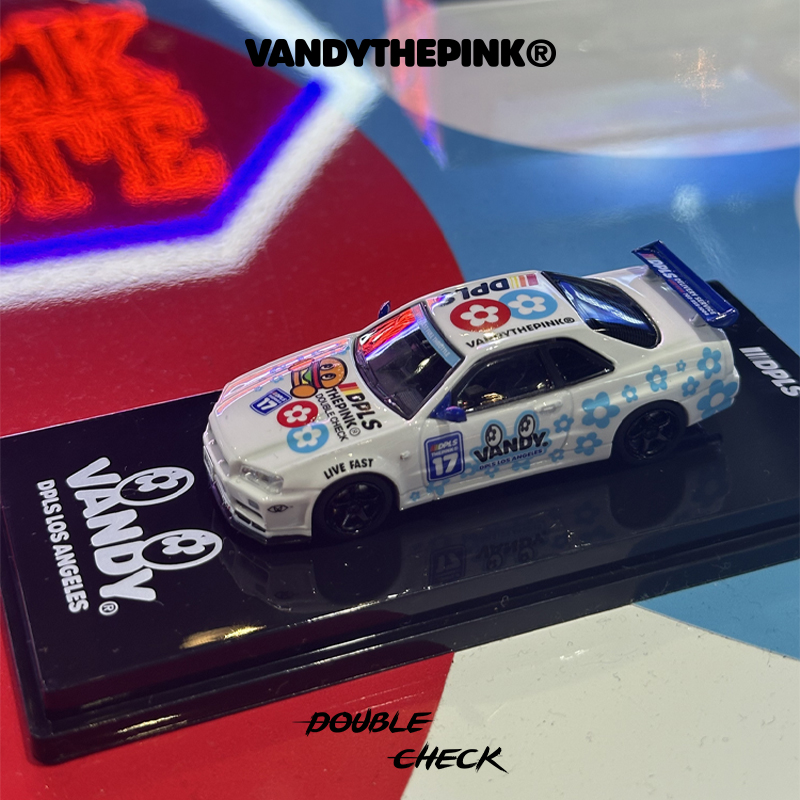 【官方正品】VandyThePink x DPLS 1:64 GTR R34 Skyline汽车模型 - 图1