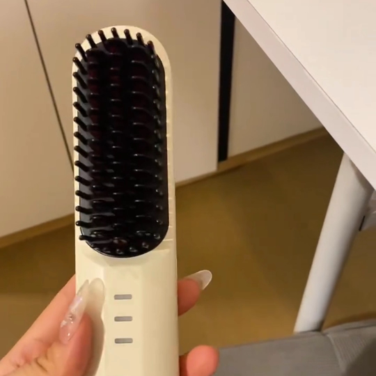 卷发器宿舍可用便携无线直发梳便携负离子不伤发直卷两用神器女