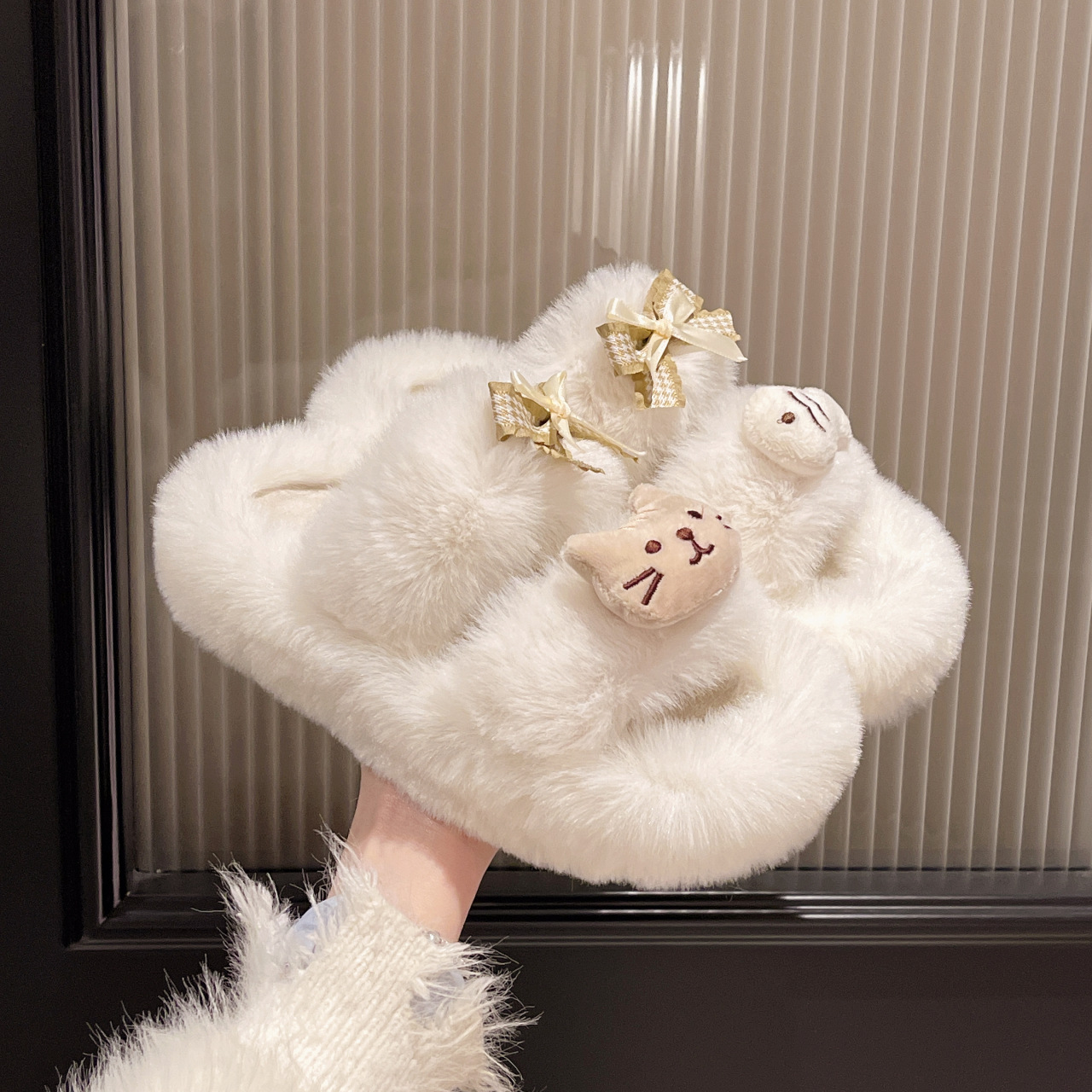 毛毛拖鞋女百搭秋冬季新款外穿厚底加绒防滑可爱2025超火棉鞋女士-图2