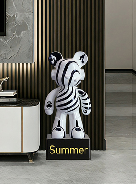 赫有极创意彩绘熊落地摆件