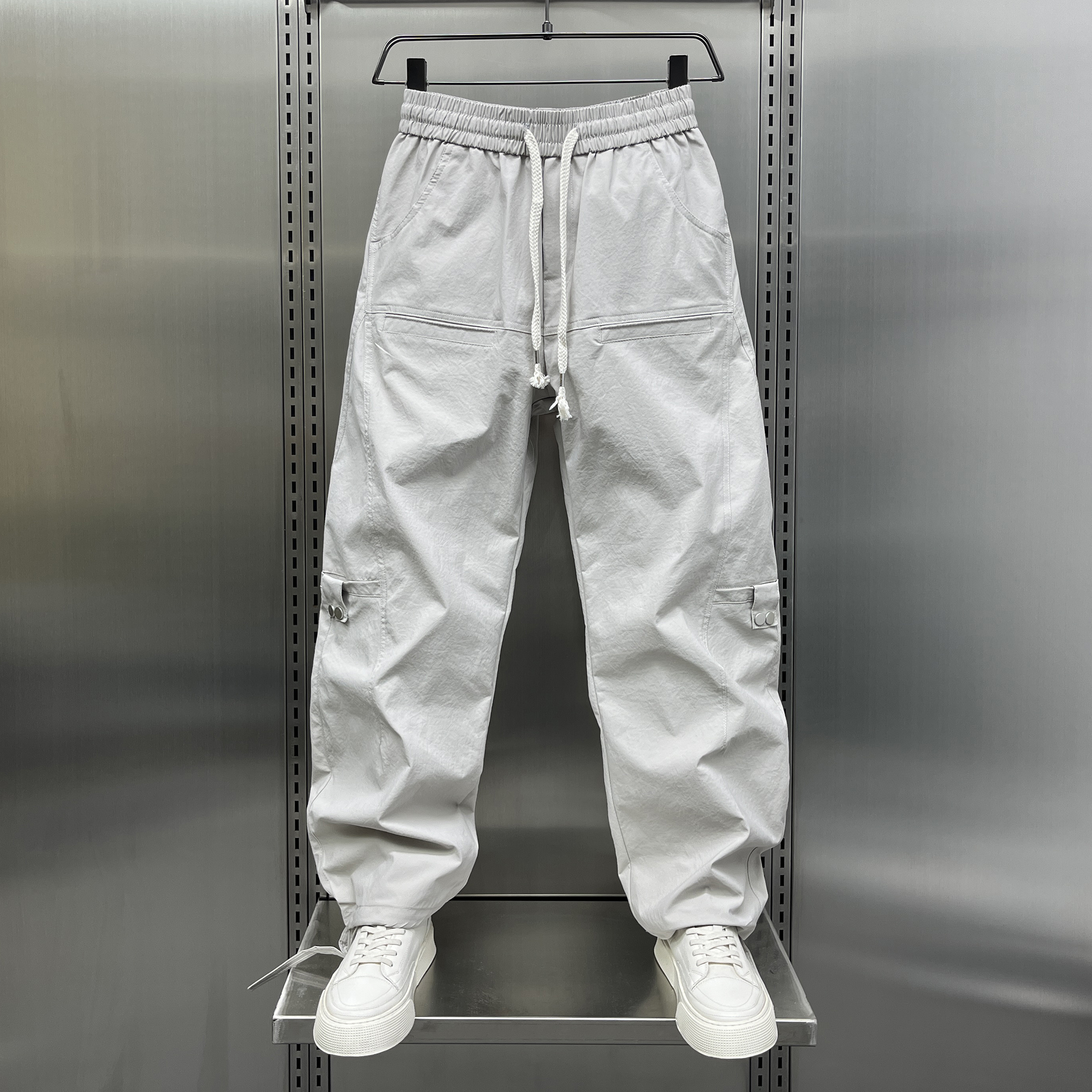 青年痞帅工装裤男2024春秋款潮流宽松休闲阔腿裤黑色显瘦运动裤 - 图2